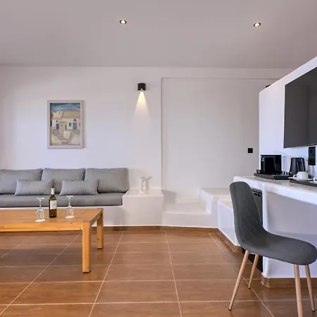 Hotel Splendour And Firostefani