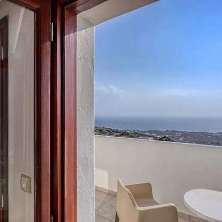 Splendour And فندق فِروستيفاني