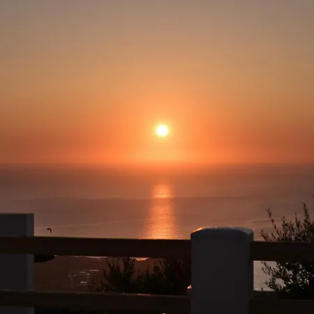 Splendour And فندق