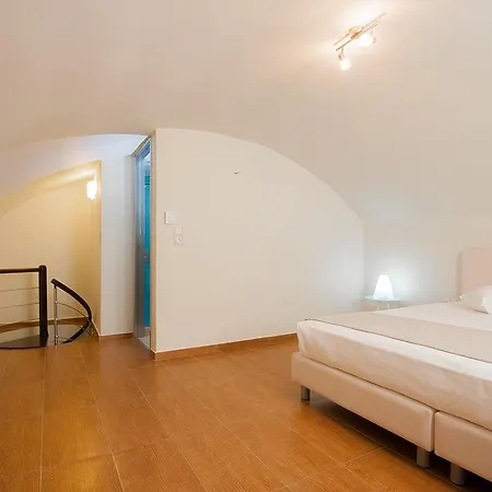 Splendour And Hotel Firostefani