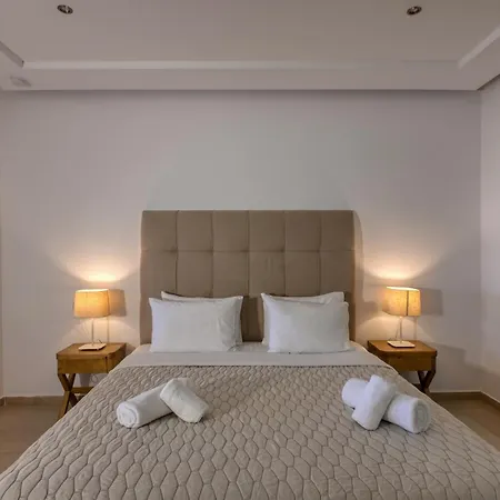 Hotel Splendour And Firostefani