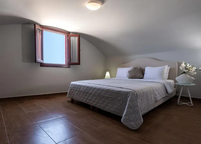 Splendour Hotel&suites 5* Firostefani