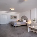 Hotell Splendour And Firostefani