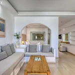 Hotell Splendour And Firostefani